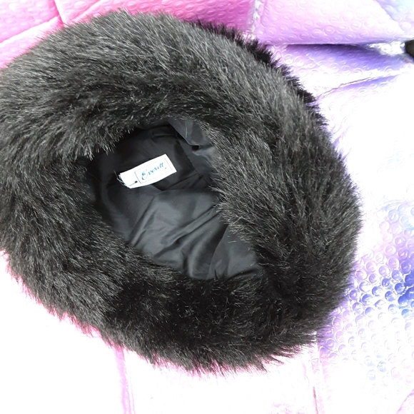 Everett' fur winter cap - Picture 1 of 3